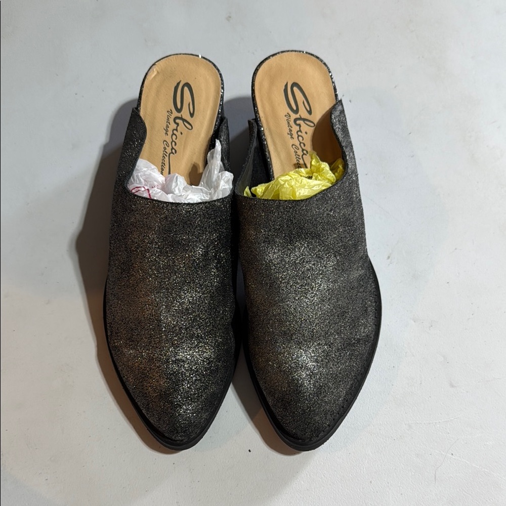 Sbicca Black/Silver Slip-On Mules